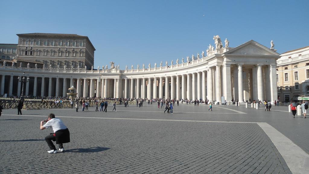 Vaticanfox 4*